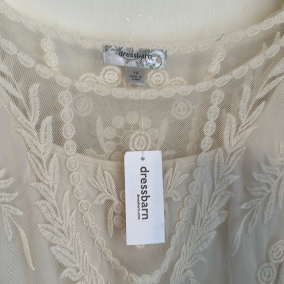 Dressbarn Sheer Embroidered Top With Camisole Size 1X NWT - Picture 3 of 12